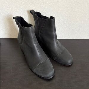 Toms black booties - Sizes 6.5